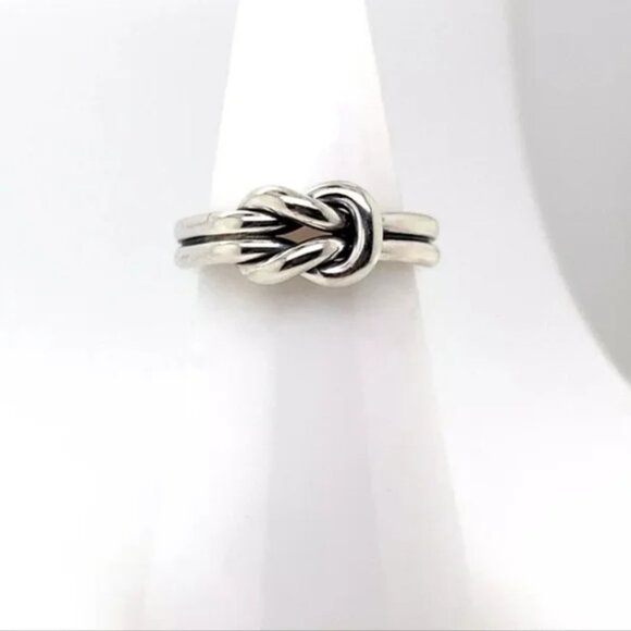 RETIRED James Avery Lovers' Knot Ring, Size 7, Sterling Silver - Picture 1 of 3